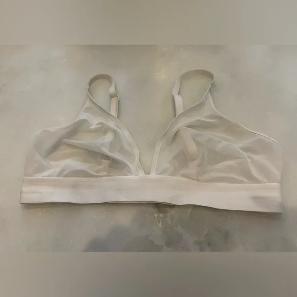 Negative White Sieve Triangle Bra Size 4 - Picture 3 of 5